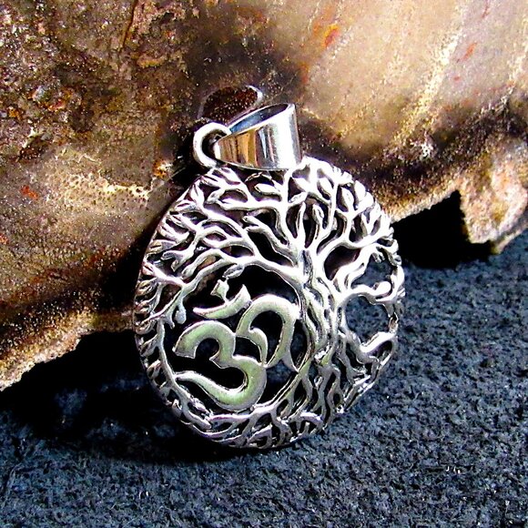 Handcrafted Solid 925 Sterling Silver Tree of Life Om Aum Pendant - Picture 1 of 8